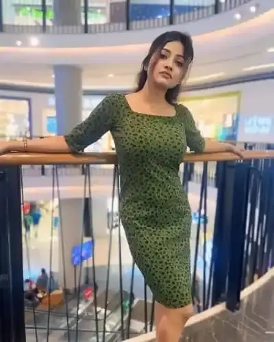 Call Girl Service in Munirka